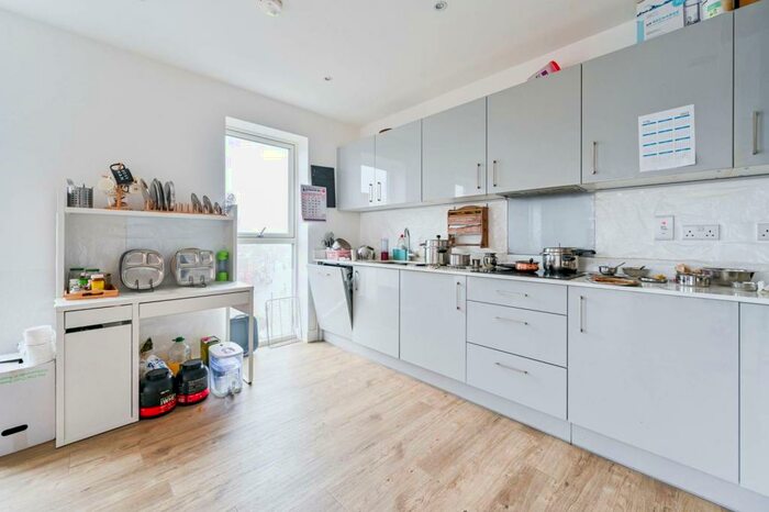 2 Bedroom Flat To Rent In Sheepcote Road, Harrow, HA1