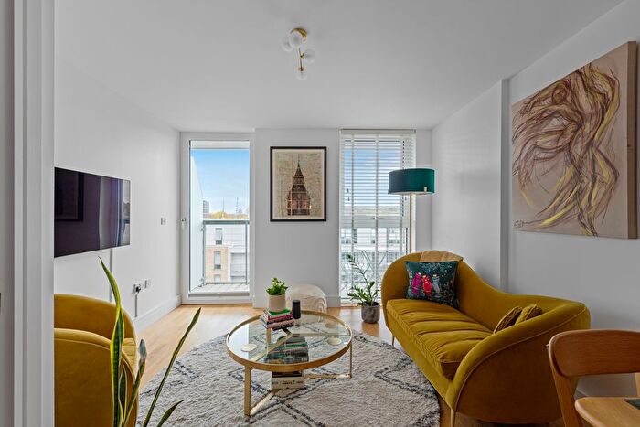 2 Bedroom Flat For Sale In Gladstone House, Dowells Street London, SE10