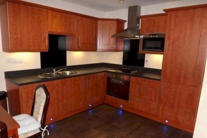 2 Bedroom Flat To Rent In Tudor Court, Doncaster, DN1