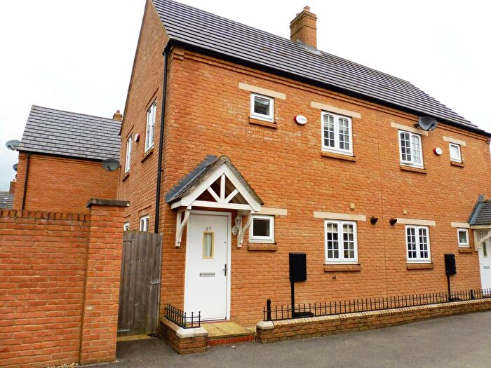 2 Bedroom Semi-Detached House To Rent In Gilbert Scott Gardens, Gawcott, Buckingham, MK18