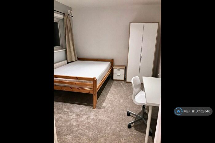 6 Bedroom Terraced House To Rent In Fletchamstead Highway, Coventry, CV4