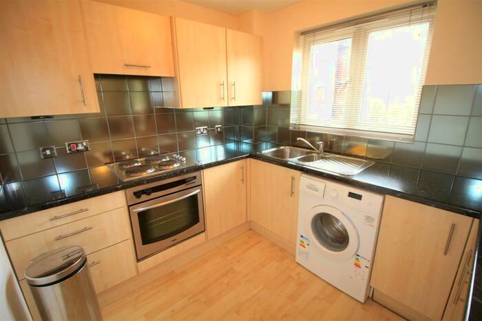 2 Bedroom Apartment To Rent In Plover WharfCastle MarinaNottingham, NG7