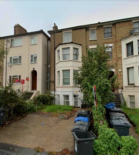 2 Bedroom Flat To Rent In Selhurst Road, London, SE25