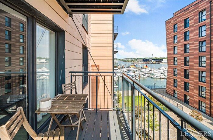 1 Bedroom Apartment For Sale In Thomas Blake Avenue, Southampton, SO14