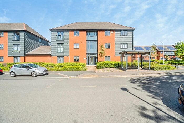 2 Bedroom Flat For Sale In Suffolk Punch Close, Heelands, Milton Keynes, MK13