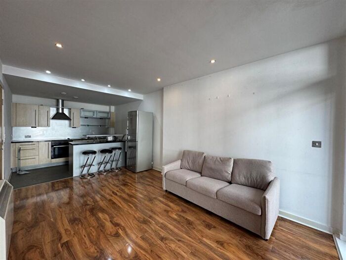 2 Bedroom Apartment To Rent In Pall Mall, Liverpool, L3