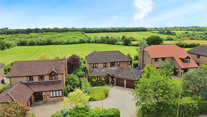 4 Bedroom Detached House For Sale In Southend Road, Bradfield Southend, Reading, Berkshire, RG7