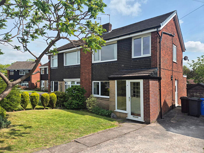 3 Bedroom Semi-Detached House To Rent In Weston Drive, Denton, M34