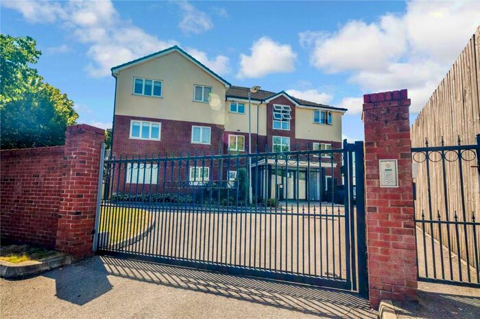 2 Bedroom Apartment To Rent In Ash Court, Cumberland Point, A Cumberland Ave, Clifton, M27