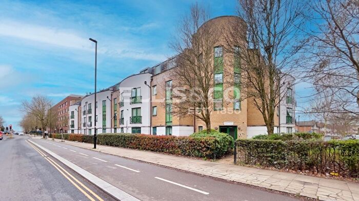 1 Bedroom Flat For Sale In William Perkin Court, Greenford Road, Greenford, UB6