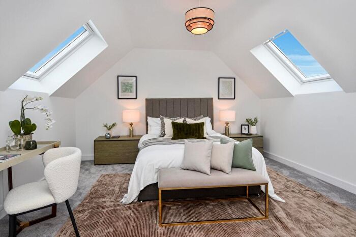 4 Bedroom Semi-Detached House For Sale In Windermere Avenue, Hullbridge, Hockley, Essex, SS5