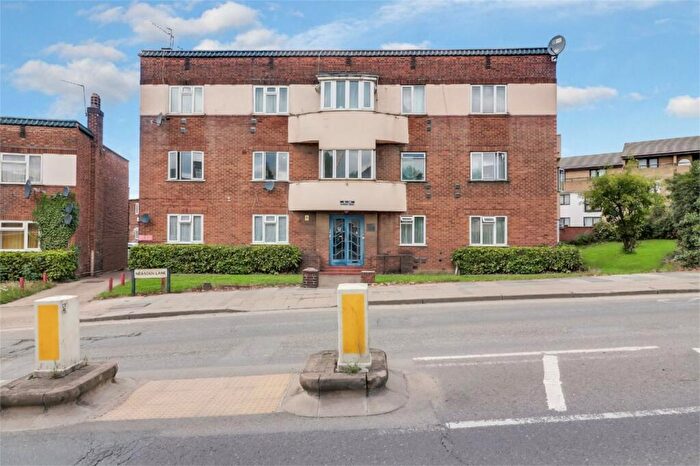 2 Bedroom Flat To Rent In Berkeley Court, Neasden Lane, Neasden, NW10