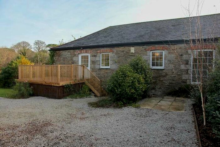 3 Bedroom Flat To Rent In Killiganoon Farm, Carnon Downs, , Truro, TR3