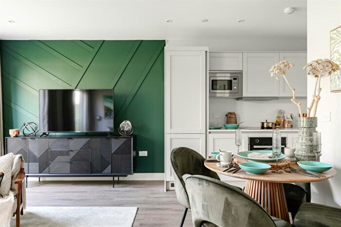 1 Bedroom Apartment For Sale In Forest Road, Walthamstow, E17
