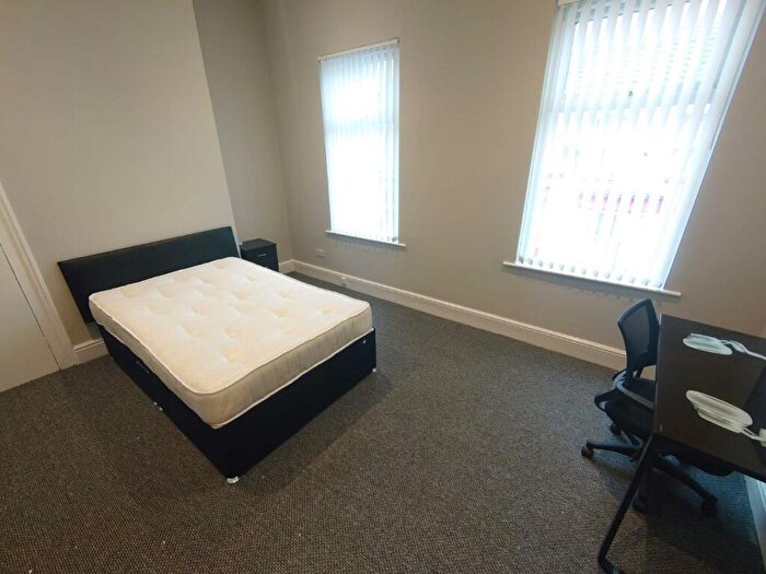 4 Bedroom Terraced House To Rent In Cotswold Street, Liverpool, L7