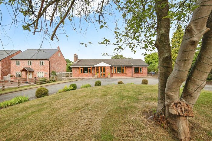 3 Bedroom Detached Bungalow For Sale In Haseley Knob, Warwick, CV35