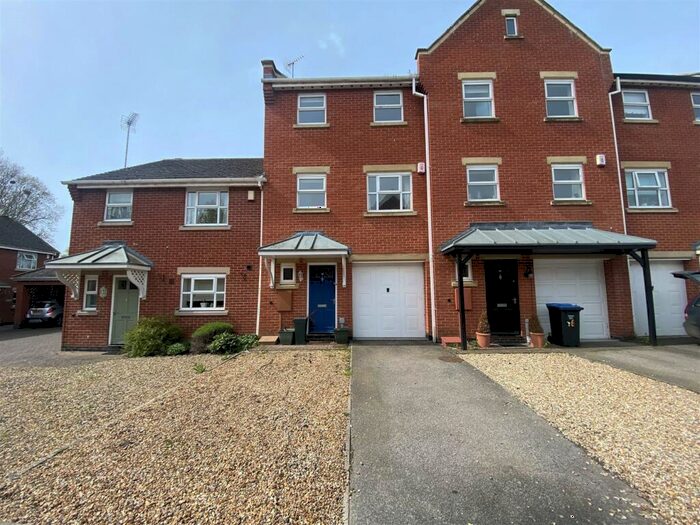3 Bedroom Terraced House To Rent In Yeomanry Court, Market Harborough, LE16