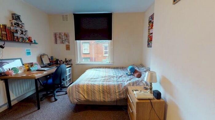 2 Bedroom Terraced House To Rent In Harold Street, Hyde Park, Leeds, LS6