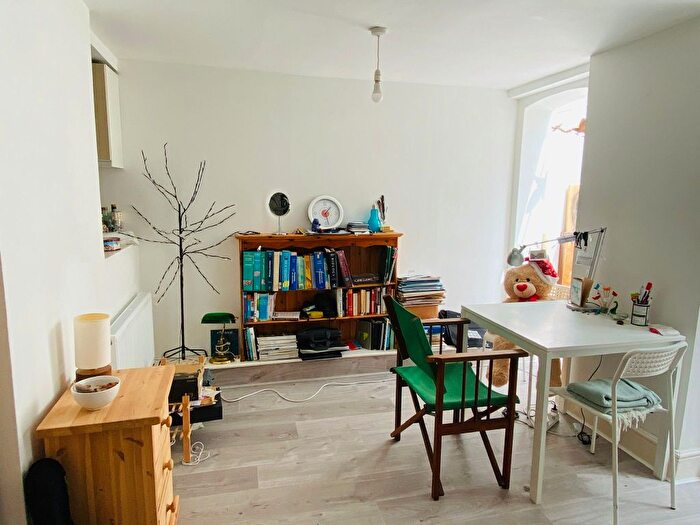 Studio To Rent In Pratt Street, London, NW1