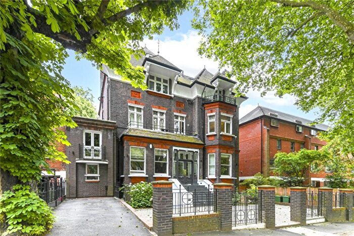 2 Bedroom Apartment To Rent In Fitzjohn Avenue, Hampstead, NW3