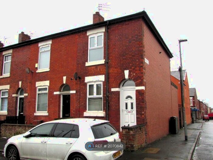 2 Bedroom Terraced House To Rent In Butman Street, Manchester, M18