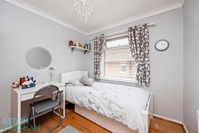 4 Bedroom Detached Bungalow For Sale In Crescent Drive North, Brighton, BN2