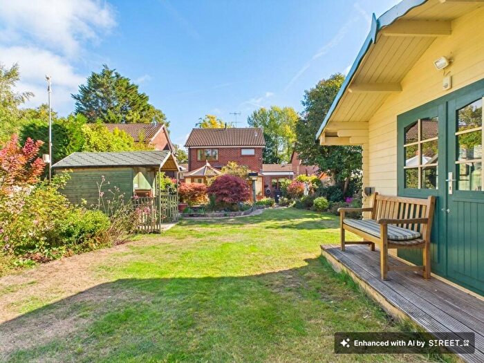 3 Bedroom Detached House For Sale In Byfields Road, Kingsclere, RG20