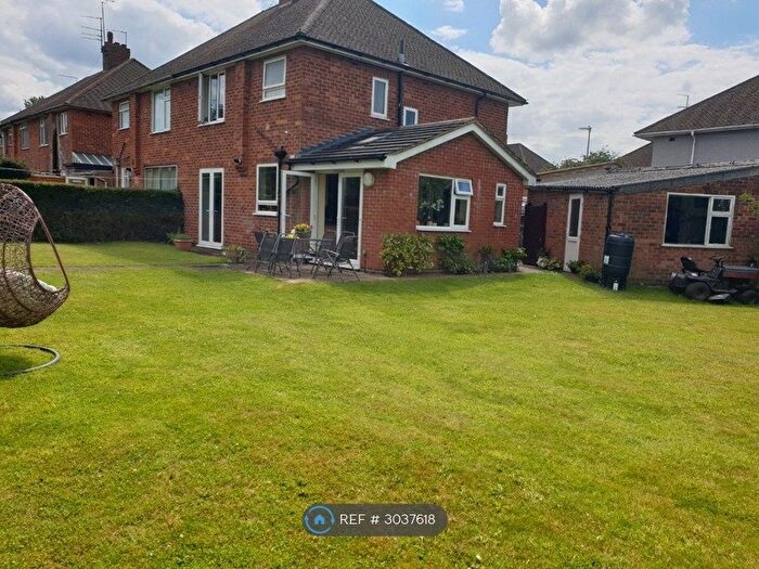 3 Bedroom Semi-Detached House To Rent In Winchester Close, Northampton, NN4