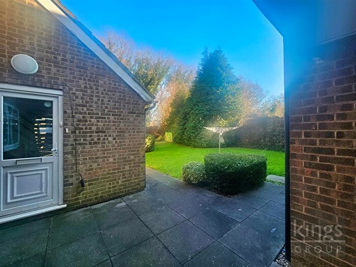 1 Bedroom Flat For Sale In Crouch Court, Harlow, CM20