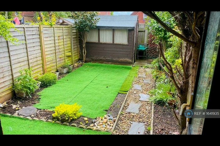 2 Bedroom Terraced House To Rent In Haygreen Close, Kingston Upon Thames, KT2