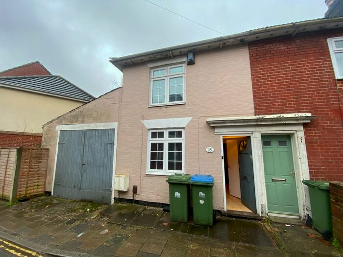 2 Bedroom Property To Rent In Lyon Street, Southampton, SO14