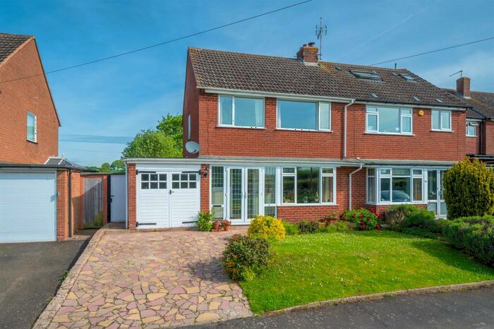 3 Bedroom Semi-Detached House For Sale In School Road, Great Alne, Alcester, B49