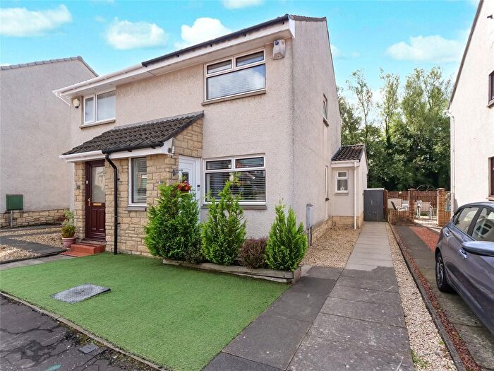 3 Bedroom Semi-Detached House For Sale In South Gargieston Drive, Kilmarnock, East Ayrshire, KA1