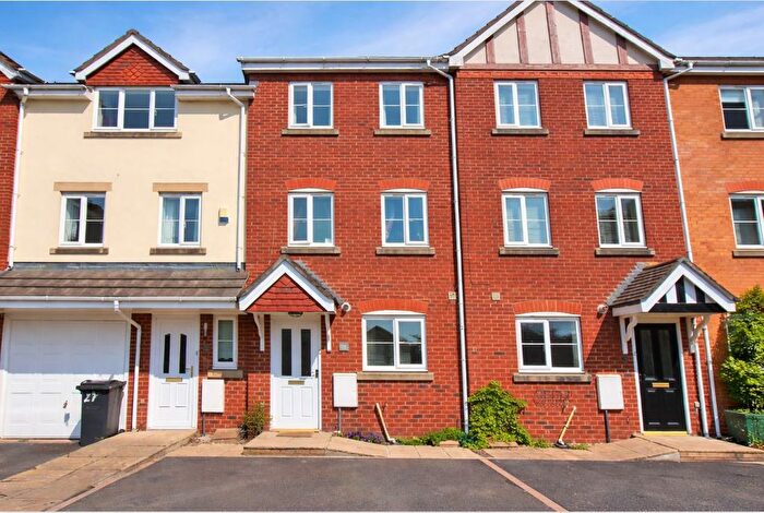 3 Bedroom Town House For Sale In Chestnut Gardens, Thornton-Cleveleys, FY5