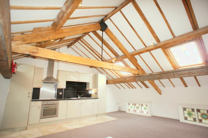 2 Bedroom Apartment To Rent In Lower Cheltenham Place, Montpelier, BS6