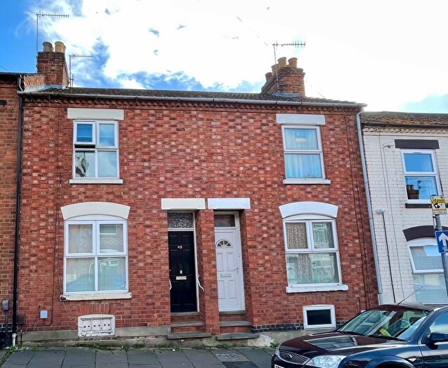 3 Bedroom Terraced House For Sale In Lower Hester Street, Semilong, Northampton, NN2