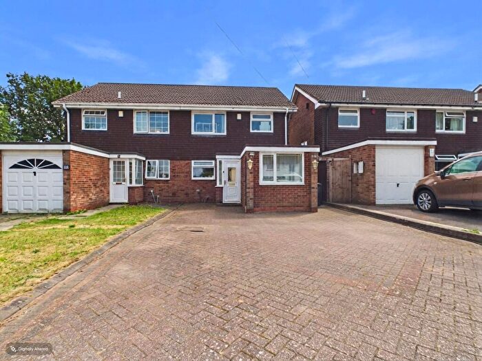 3 Bedroom Semi Detached House For Sale In Reddicap Heath Road, Sutton Coldfield, B75