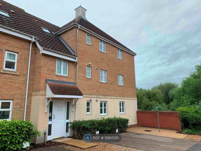 2 Bedroom Flat To Rent In Mawkin Close, Norwich, NR5