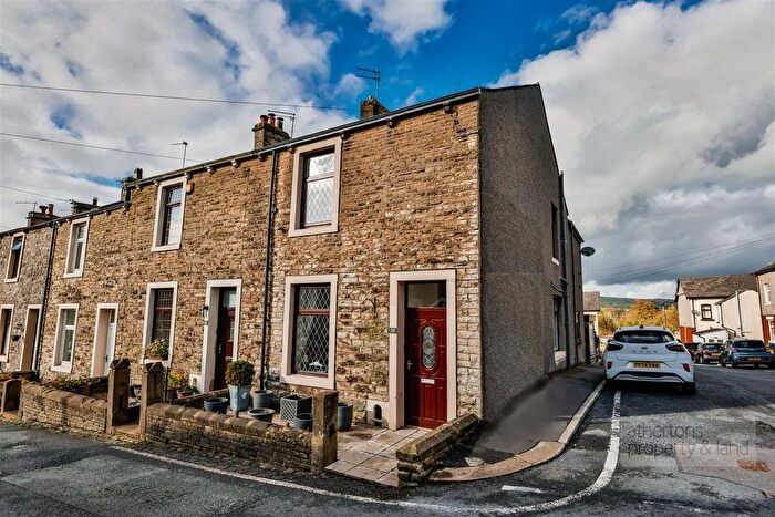 3 Bedroom End Of Terrace House For Sale In Downham Road, Chatburn, Ribble Valley, BB7