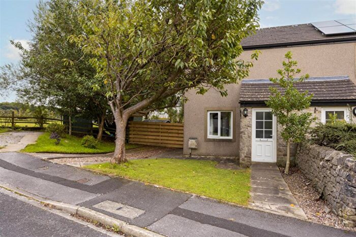 2 Bedroom Semi-Detached House For Sale In Manor Close, Ingleton, LA6