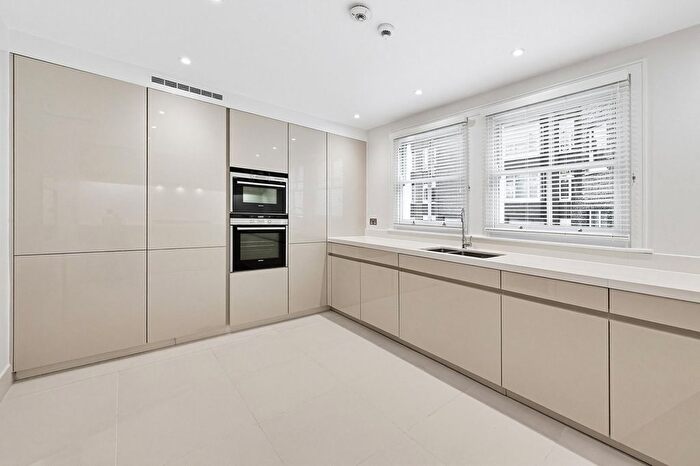 2 Bedroom Terraced House To Rent In Pavilion Road, Knightsbridge, SW1X