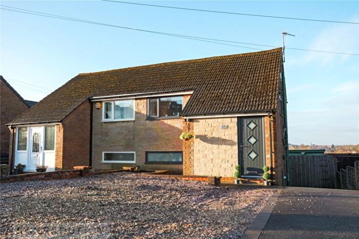 2 Bedroom Semi Detached House For Sale In Carr House Road, Springhead, Saddleworth, OL4