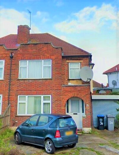 3 Bedroom Semi-Detached House To Rent In Preston Hill, Kenton, Harrow, HA3