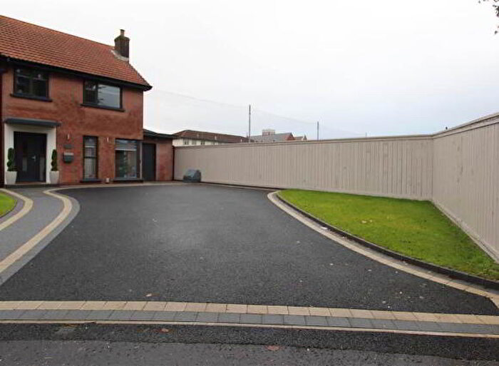 3 Bedroom Semi-Detached House For Sale In Graham Gardens, Belfast, BT6