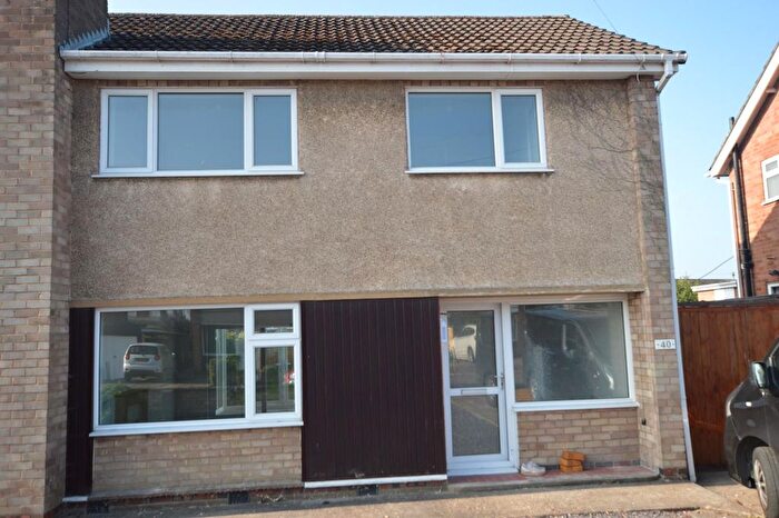 3 Bedroom Semi-Detached House To Rent In Anglesey Road, Wigston, LE18