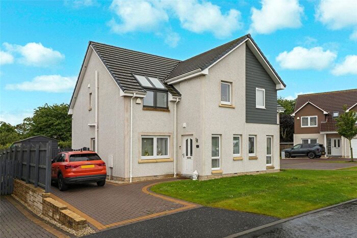 3 Bedroom Semi Detached House For Sale In Cuinin Road, Star, Glenrothes, Fife, KY7