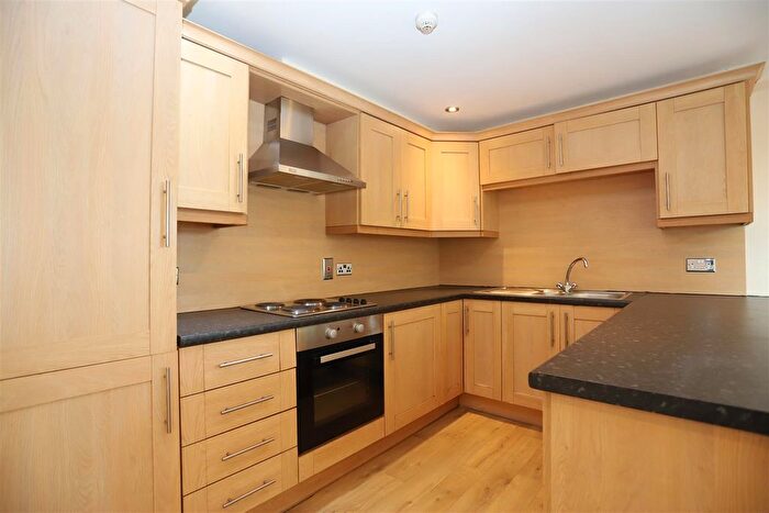 2 Bedroom Flat To Rent In Withington Road, Manchester, M16