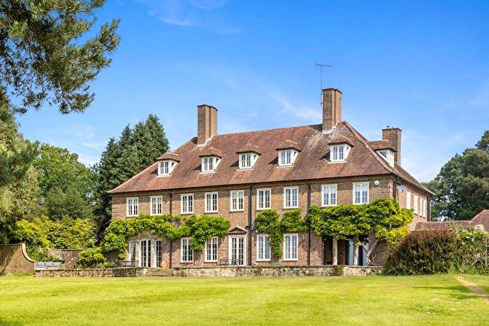 7 Bedroom Detached House For Sale In Grouse Road, Horsham, RH13