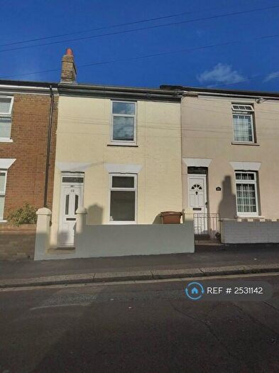 4 Bedroom Terraced House To Rent In Saxon Street, Gillingham, ME7