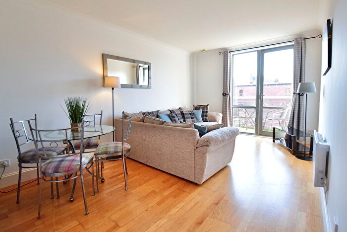 2 Bedroom Flat To Rent In Merchants Quay, East Street, Leeds, LS9